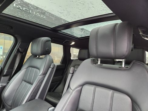 Used 2022 Land Rover Range Rover Sport HSE Dynamic image 12
