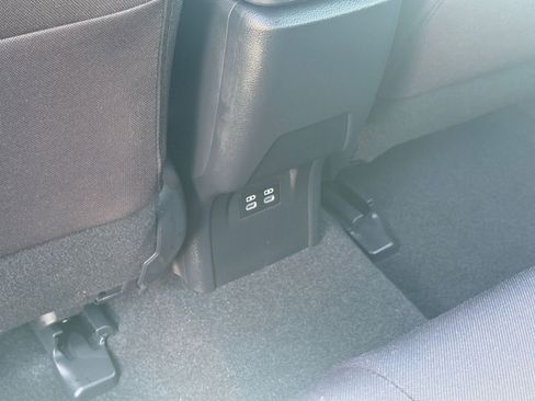 Used 2025 Toyota Prius LE image 24