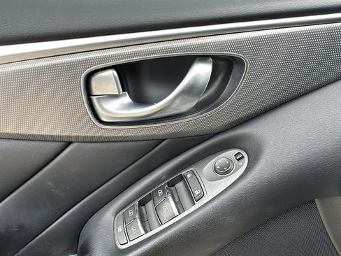 Used 2016 INFINITI Q50 3.0t Premium w/ Cargo Package RWD image 13