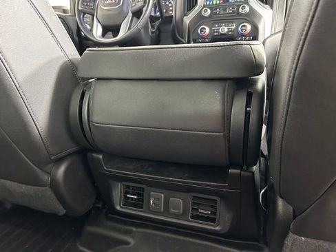 Used 2023 GMC Sierra 3500 SLT w/ Gooseneck/5TH Wheel Package AWD/4WD image 18