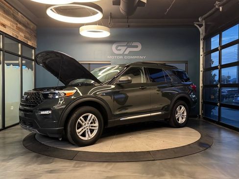 Used 2023 Ford Explorer XLT w/ Equipment Group 202A AWD/4WD image 25