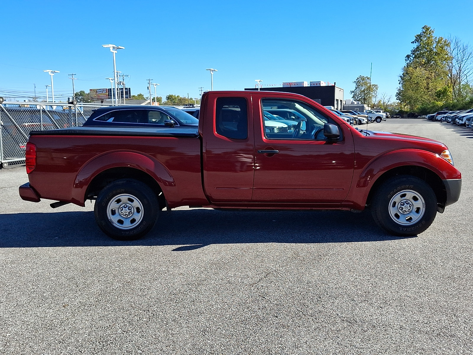 Used 2017 Nissan Frontier S RWD image 5
