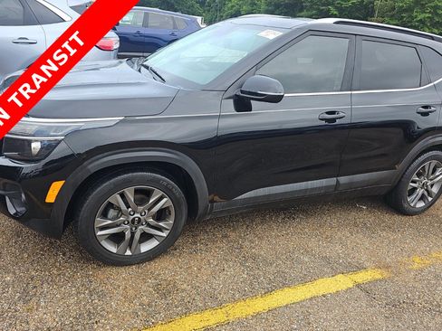 Used 2021 Kia Seltos S FWD image 1