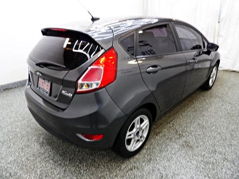 Used 2019 Ford Fiesta SE image 6