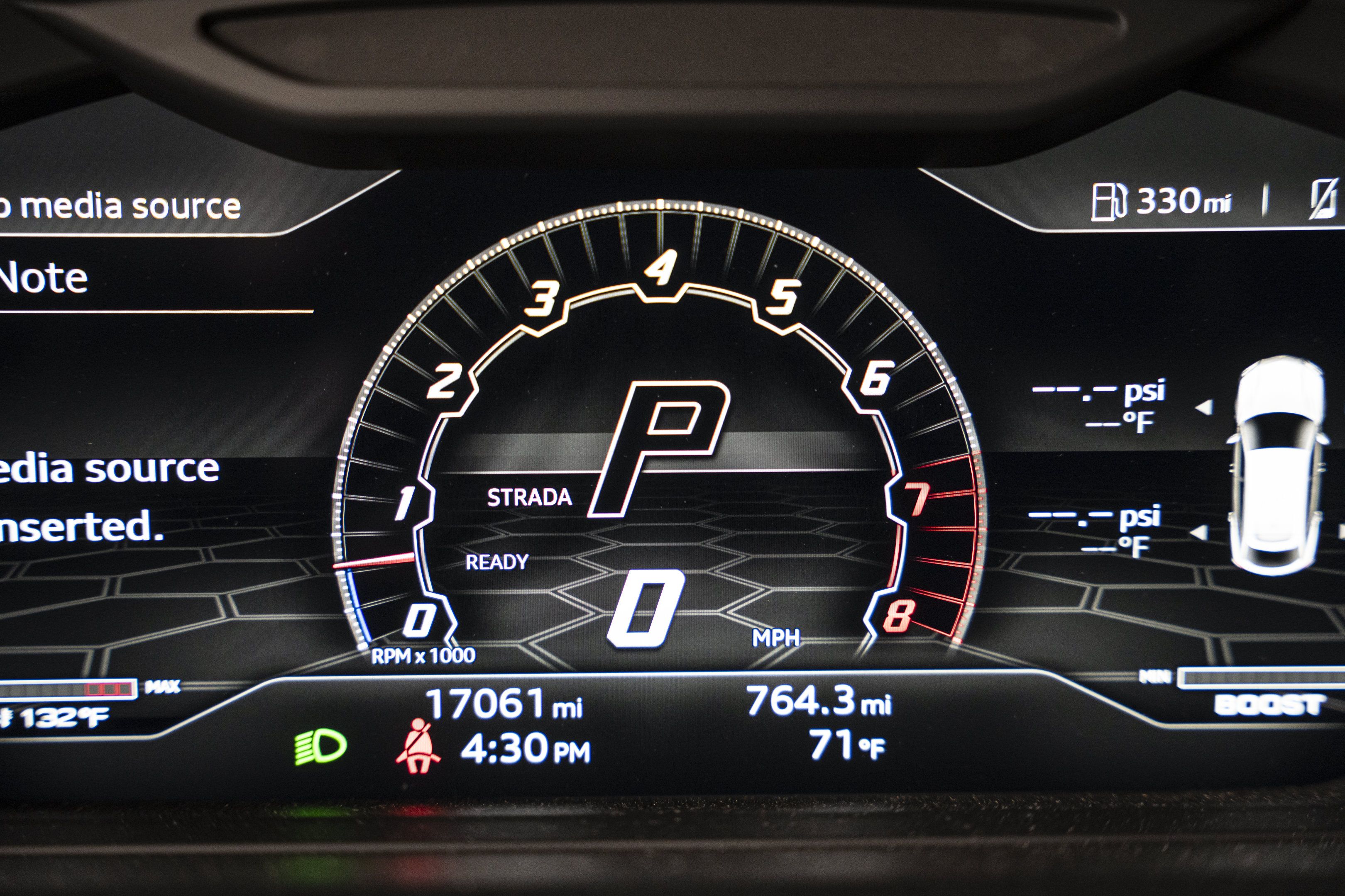 Used 2022 Lamborghini Urus AWD/4WD image 44