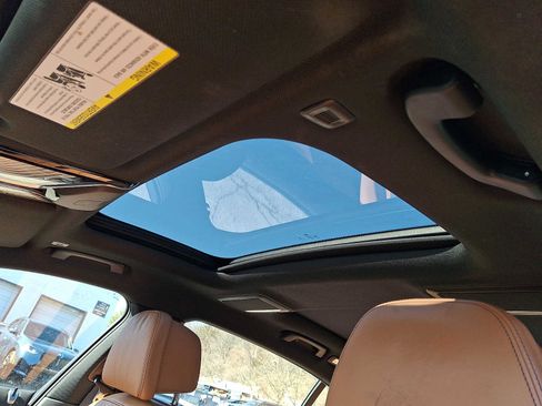 Used 2022 BMW 750i xDrive 750i xDrive w/ Luxury Rear Seating Package image 14