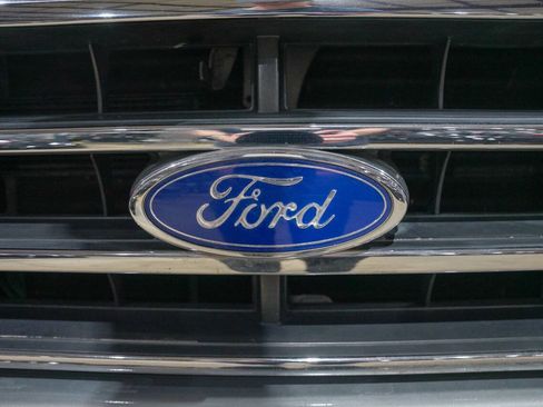 Used 1990 Ford F150 4x4 Regular Cab image 21