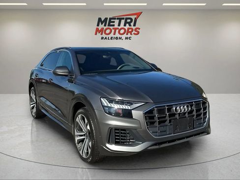 Used 2021 Audi Q8 Prestige image 6