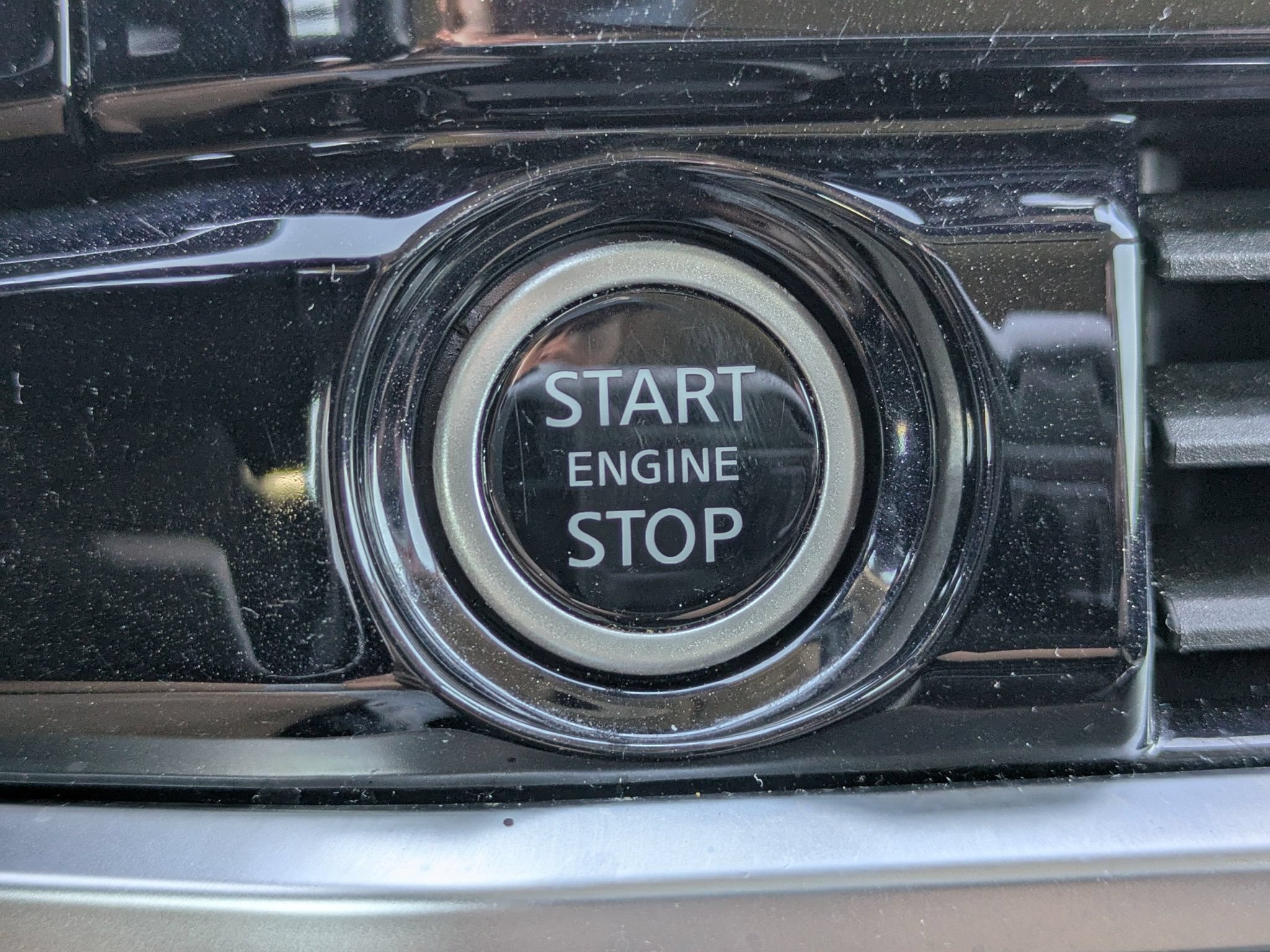 Certified 2024 Nissan Pathfinder SV FWD image 28