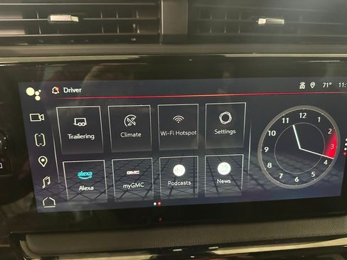 Used 2024 GMC Sierra 1500 AT4 w/ Technology Package AWD/4WD image 16