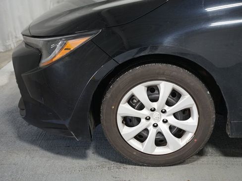 Used 2024 Toyota Corolla LE image 5