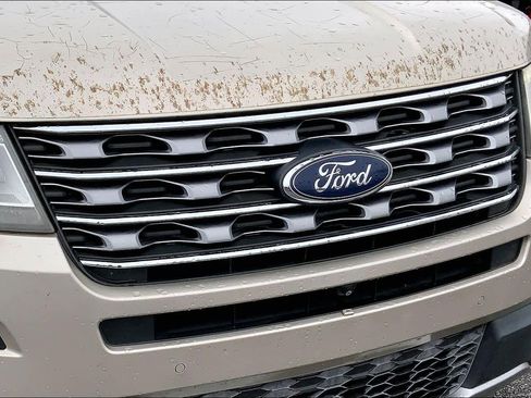 Used 2017 Ford Explorer Limited w/ Equipment Group 301A image 29