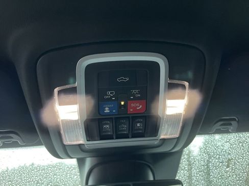 Certified 2019 RAM 2500 Laramie image 23