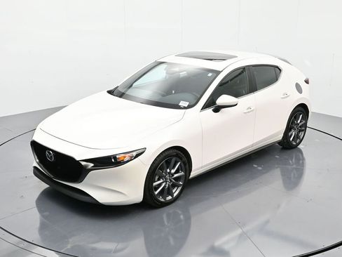 Used 2024 MAZDA MAZDA3 s image 32