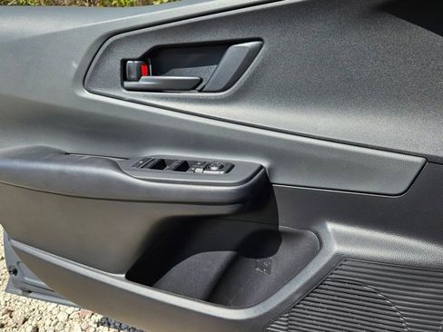 Used 2025 Toyota Prius LE image 11