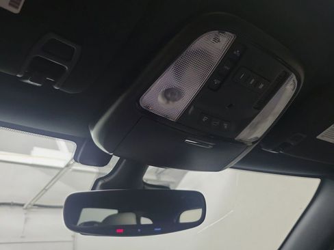 Used 2021 Dodge Durango R/T w/ Technology Group image 15