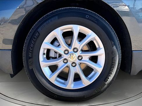 Used 2021 Chevrolet Equinox LT image 33