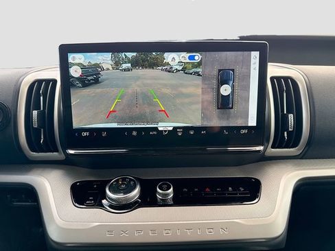 New 2025 Ford Expedition Max Active image 14