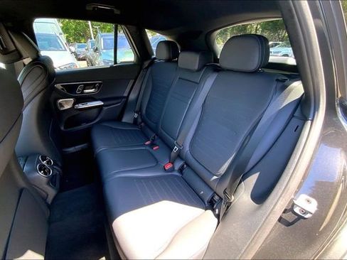 Used 2026 Mercedes-Benz GLC 300 4MATIC image 16