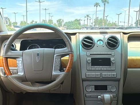 Used 2008 Lincoln MKZ FWD image 5