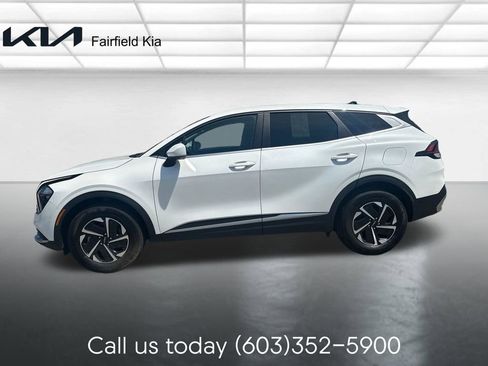 Used 2023 Kia Sportage LX AWD/4WD image 2