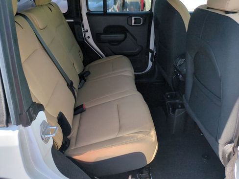 Used 2022 Jeep Wrangler Unlimited Sport image 21