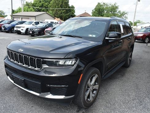 Used 2022 Jeep Grand Cherokee L Limited AWD/4WD image 7