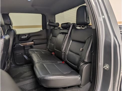 Used 2021 Chevrolet Silverado 1500 LT Trail Boss w/ Bed Protection Package AWD/4WD image 17