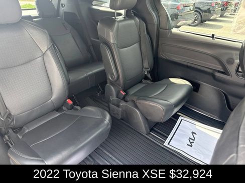 Used 2022 Toyota Sienna XSE w/ XSE Plus Package AWD/4WD image 21