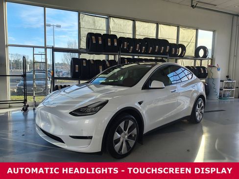 Used 2021 Tesla Model Y Long Range image 2