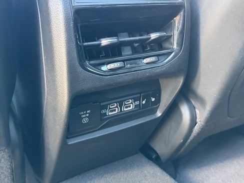 Used 2024 Jeep Grand Cherokee Limited 4xe image 12