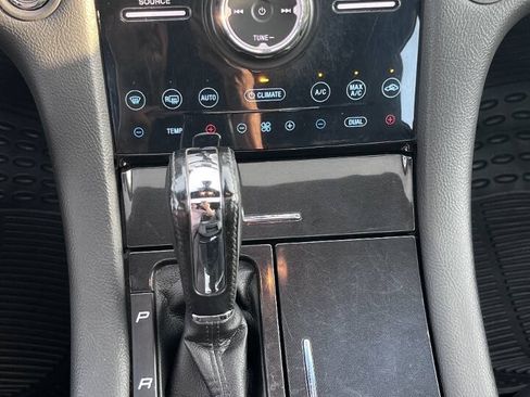 Used 2019 Ford Taurus SHO AWD/4WD image 33