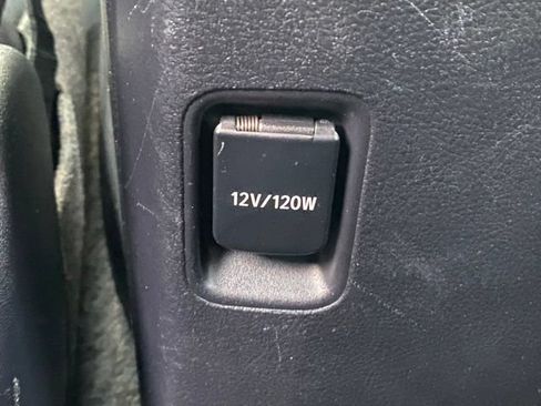 Used 2018 Toyota 4Runner SR5 Premium AWD/4WD image 26