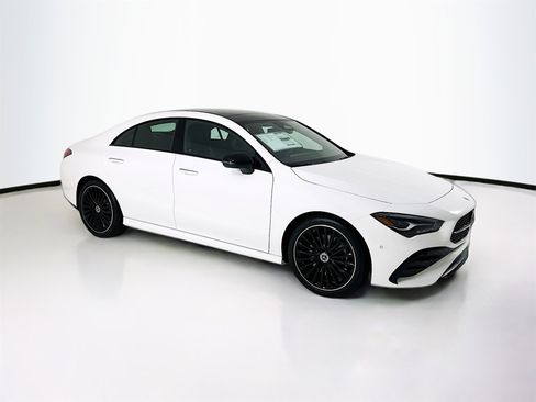 New 2026 Mercedes-Benz CLA 250 4MATIC image 1