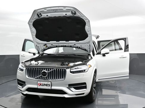 New 2025 Volvo XC90 T8 Core w/ Protection Package Premier image 48