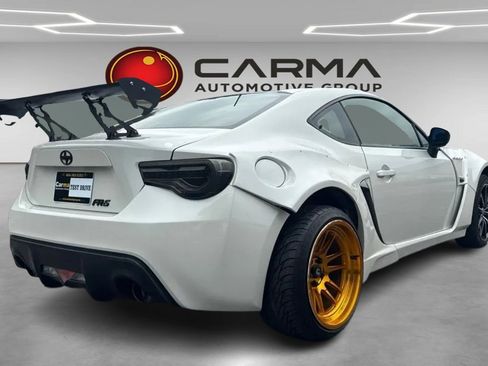 Used 2014 Scion FR-S RWD image 5