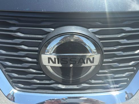 Used 2019 Nissan Rogue SV w/ Premium Package FWD image 47