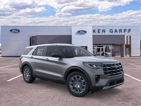 New 2026 Ford Explorer Active w/ Active Comfort Package AWD/4WD image 10
