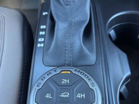 Used 2024 Ford Bronco Wildtrak image 27