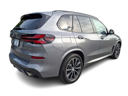 Used 2024 BMW X5 xDrive40i w/ M Sport Package AWD/4WD image 6