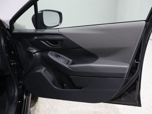 Used 2024 Subaru Crosstrek 2.0i image 23