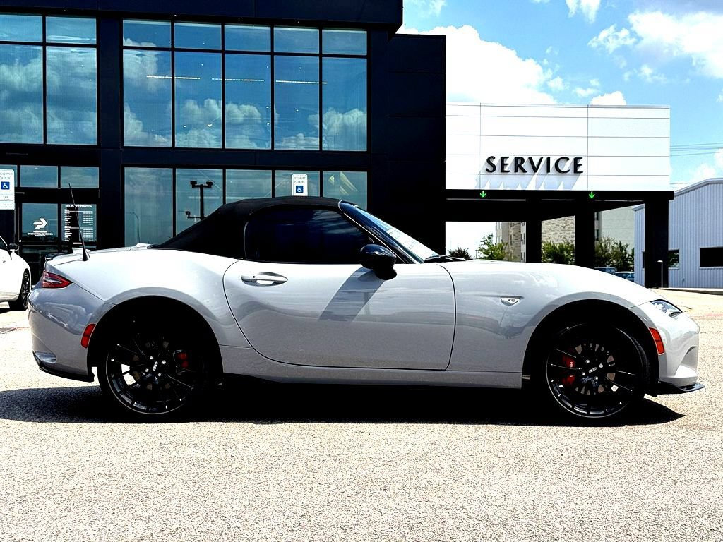 New 2026 MAZDA MX-5 Miata Club w/ Brembo/BBS/Recaro Package RWD image 9
