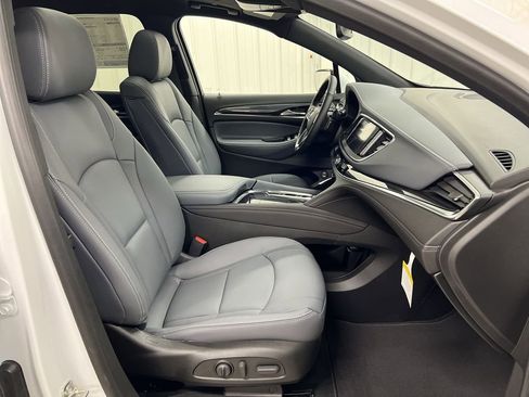 Used 2023 Buick Enclave Essence w/ Experience Buick Package AWD/4WD image 22