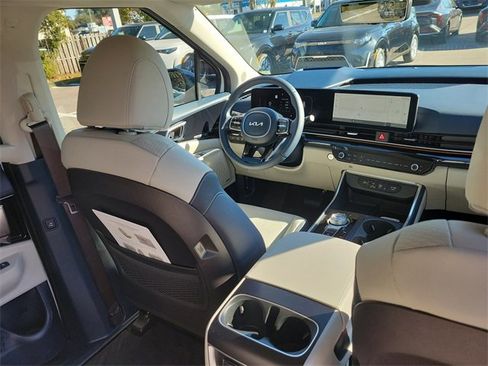New 2026 Kia Carnival SX Prestige image 13