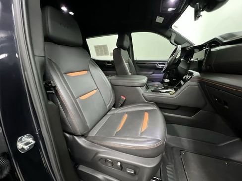 Certified 2025 GMC Sierra 1500 AT4 w/ Technology Package AWD/4WD image 28