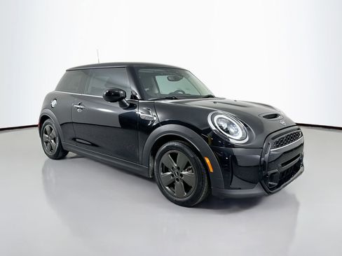 Used 2024 MINI Cooper S image 3