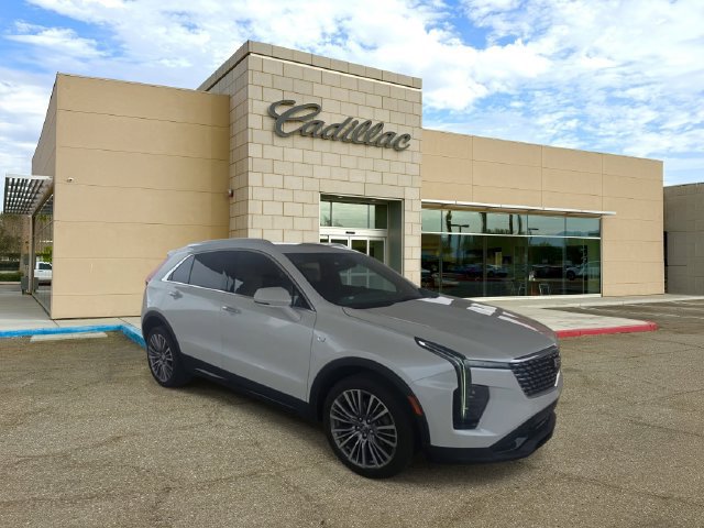 Certified 2024 Cadillac XT4 Premium Luxury w/ Technology Package FWD image 2