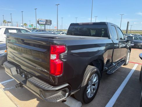 Used 2019 Chevrolet Silverado 1500 Custom w/ Custom Value Package RWD image 5