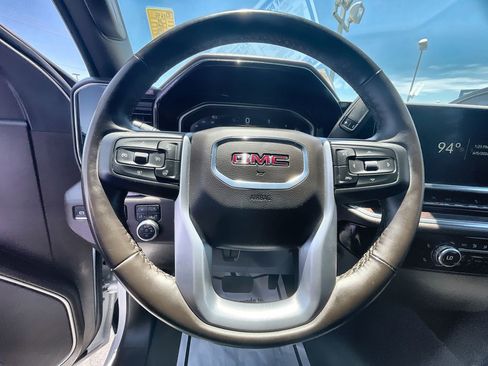 Used 2024 GMC Sierra 1500 SLT AWD/4WD image 11