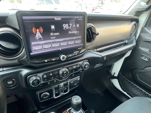 Used 2020 Jeep Wrangler Unlimited Sport S AWD/4WD image 26